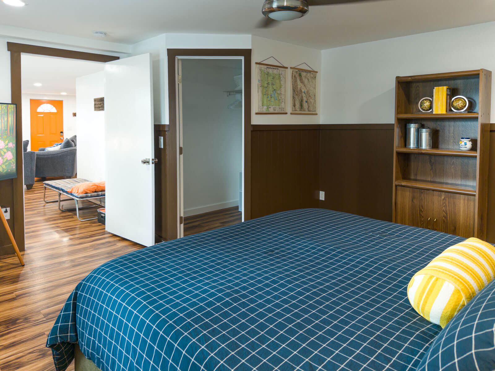 Brown bedroom angle 4