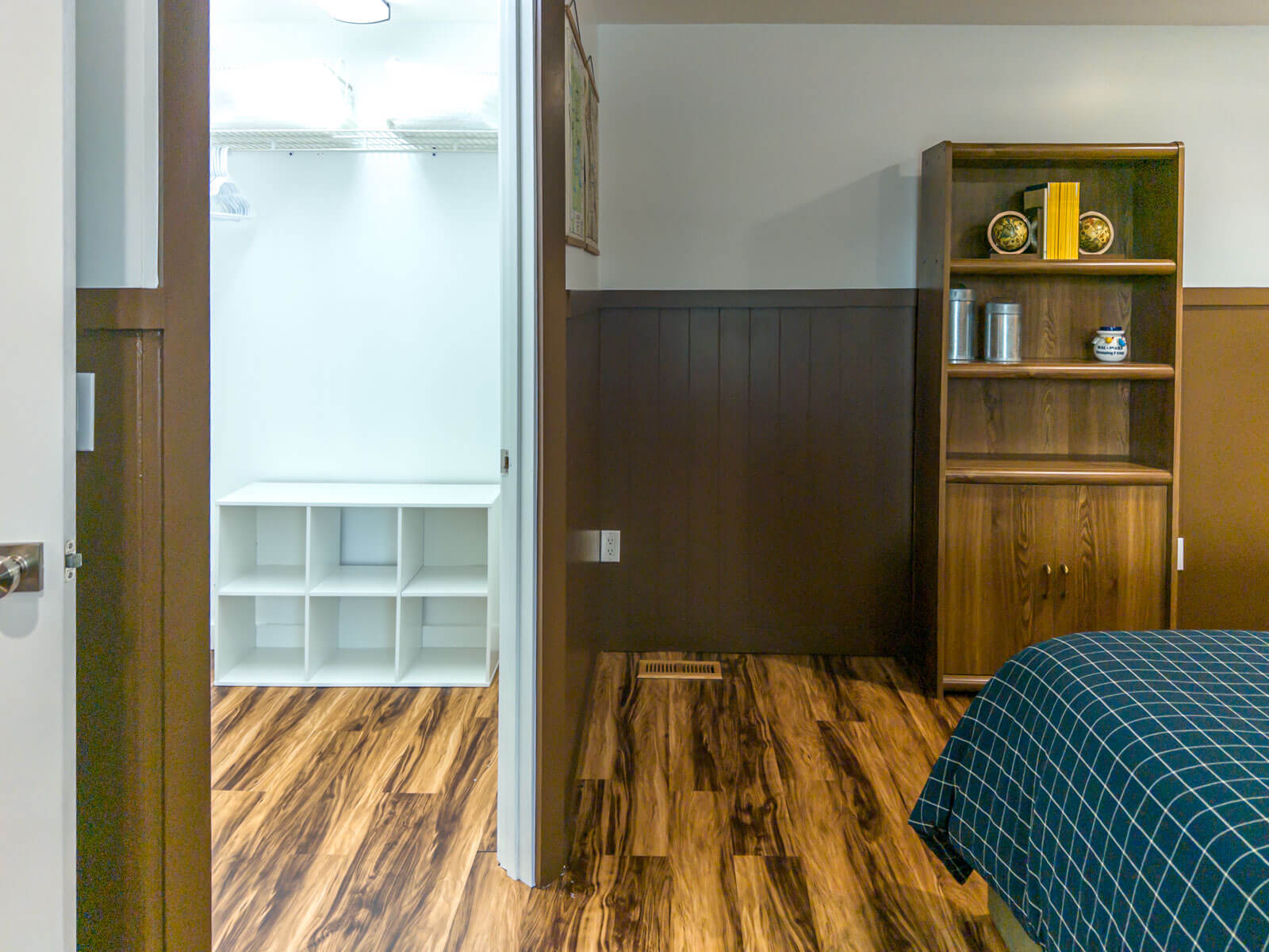 Brown bedroom angle 5