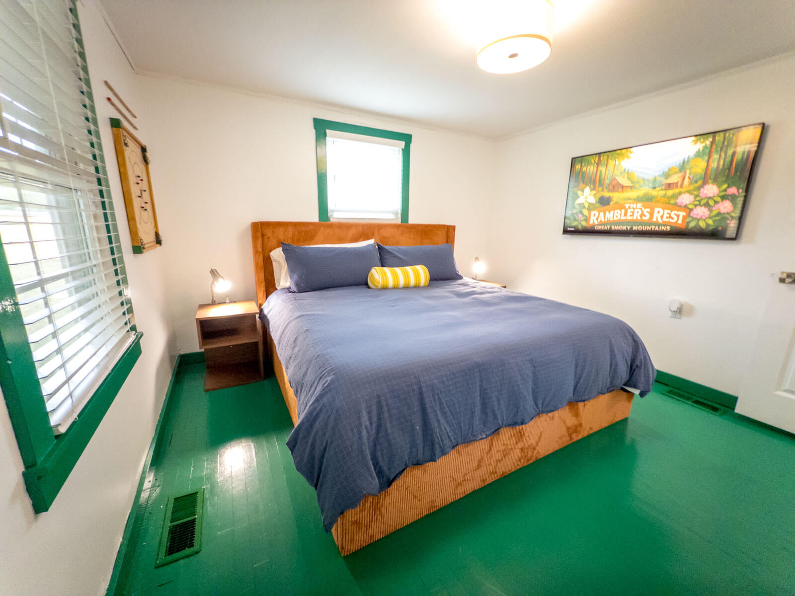 Green bedroom angle 1